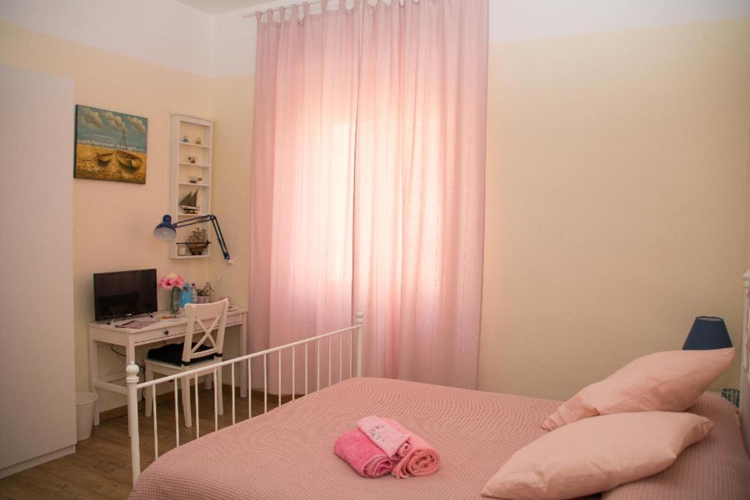 La Casa Dei Nonni Apartment Livorno Luaran gambar