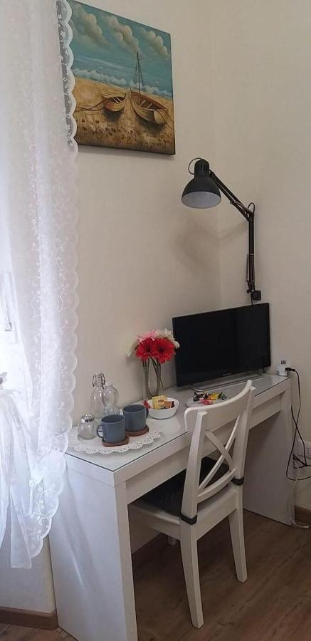 La Casa Dei Nonni Apartment Livorno Luaran gambar